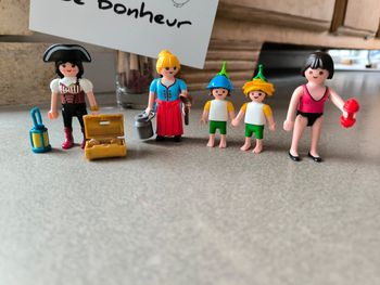 Lot personnages playmobil