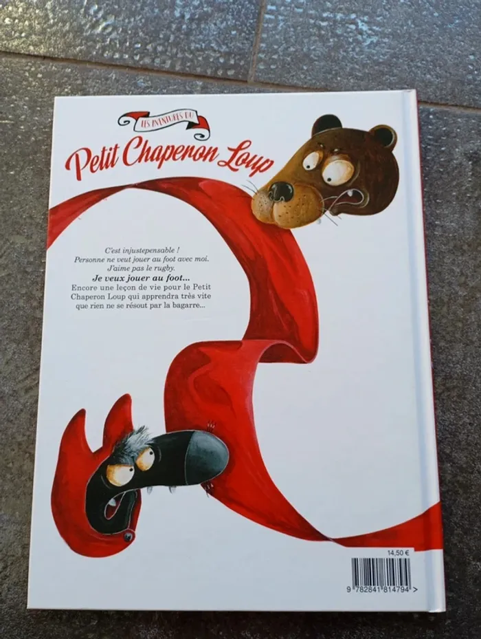 Livre neuf petit chaperon loup la bagarre - photo numéro 3