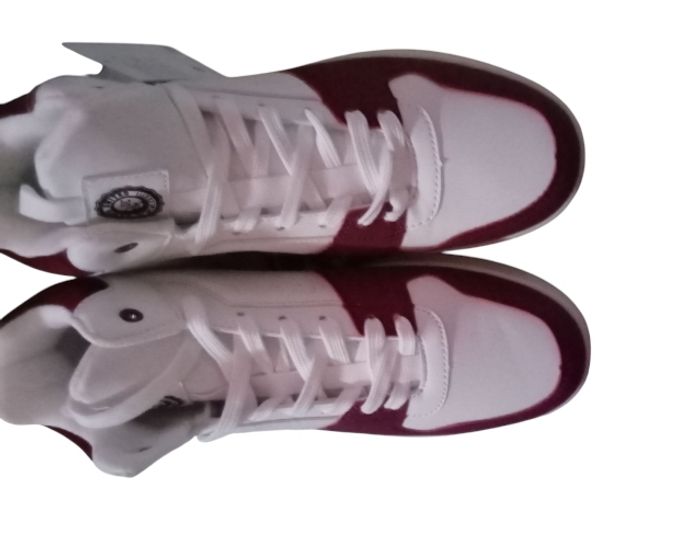 Basket montante homme pointure 41 Neuf