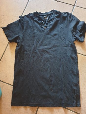 Tee shirt