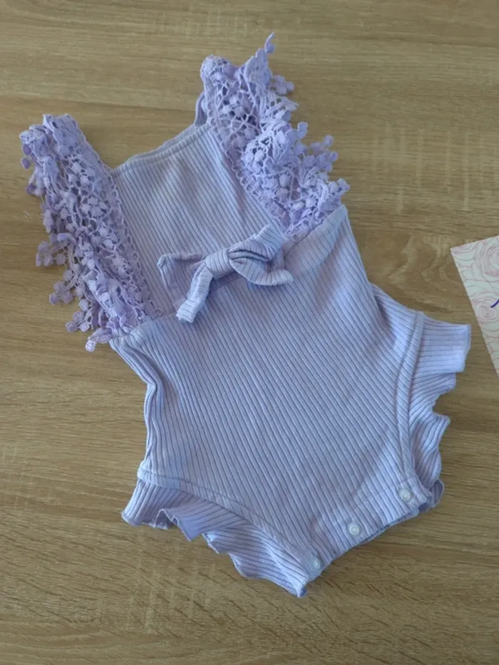 Barboteuse broderie violet 12 mois - photo numéro 2