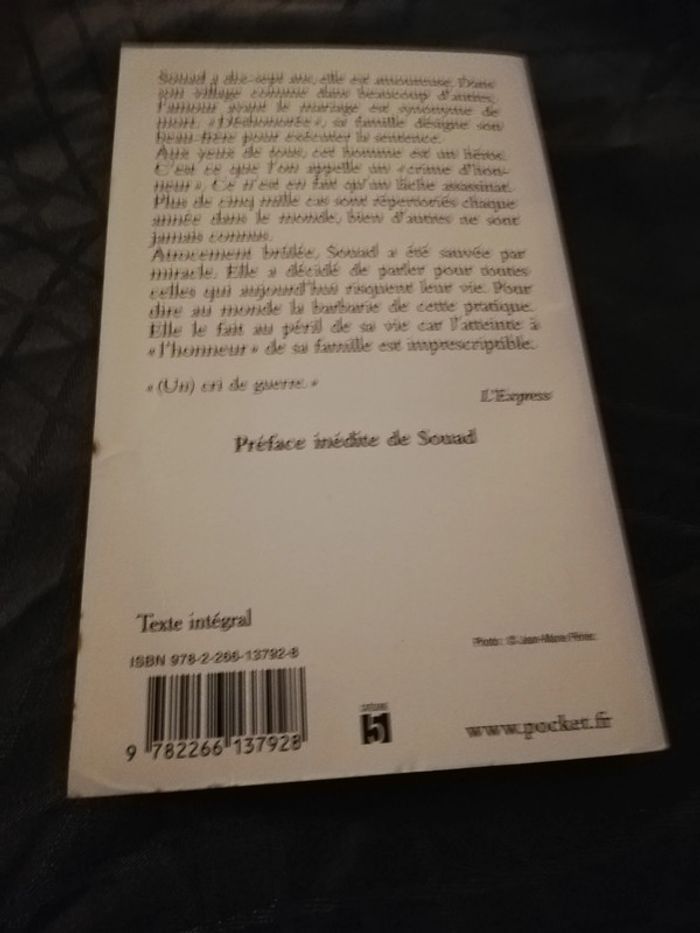 Livre "brûlée vive" - photo numéro 2