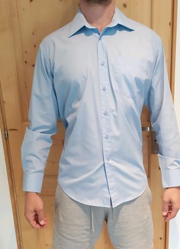 Chemise habillée bleue ciel