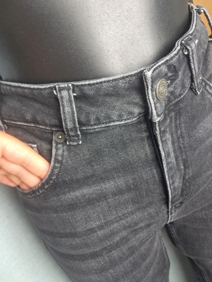 NVY jean taille haute T.38 en tbe - photo numéro 3