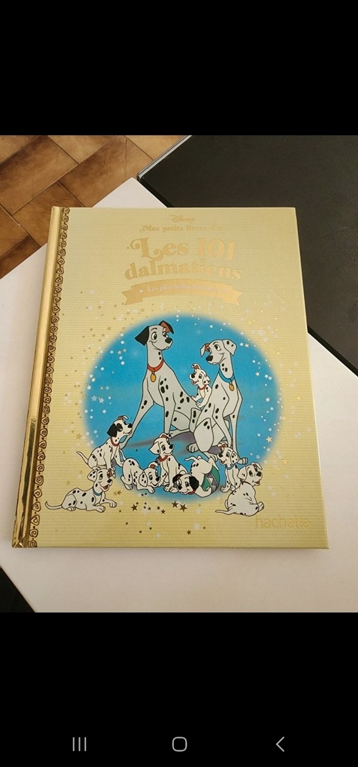 Livre les 101 dalmatiens