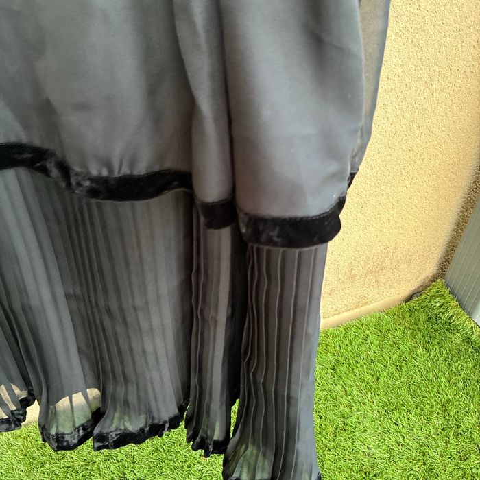 Robe longue noire - photo numéro 2