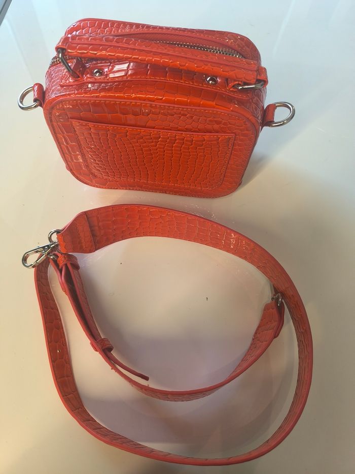 Pochette avec bandoulière - photo numéro 9