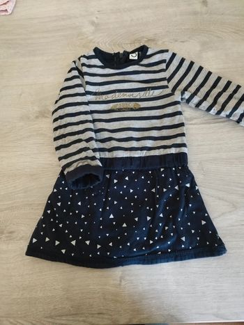 Robe à longues manches