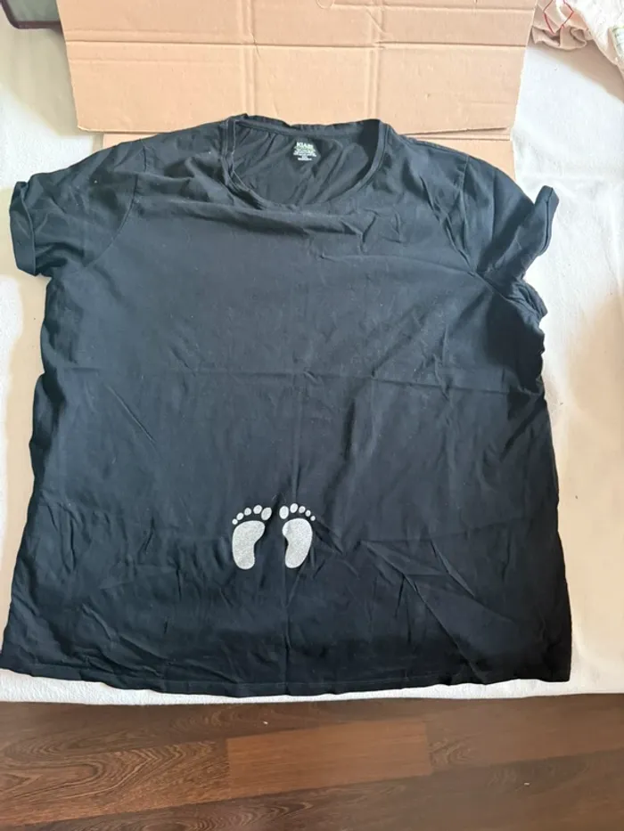 Lot de deux. T-shirts maternité. - photo numéro 3