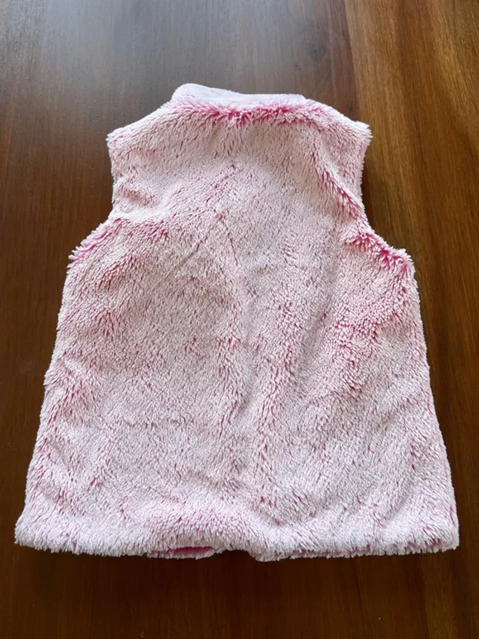 Veste sans manches très bon état taille 18 mois marque inconnue - photo numéro 2