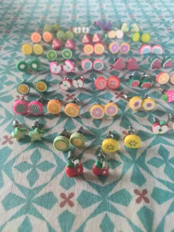 35 paires de boucles d'oreilles fruit