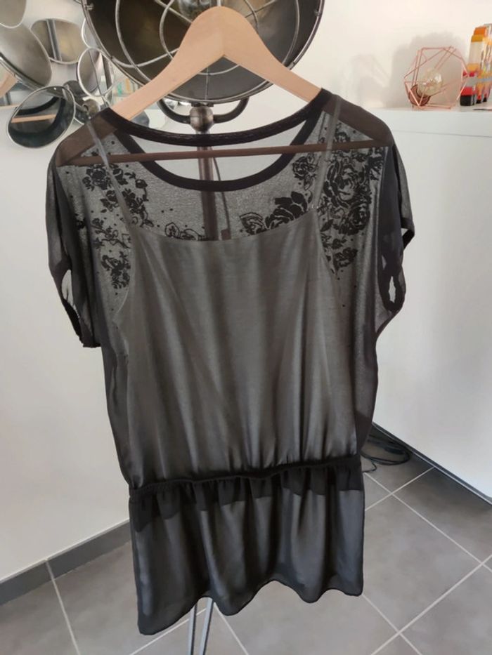 Robe noire - photo numéro 2