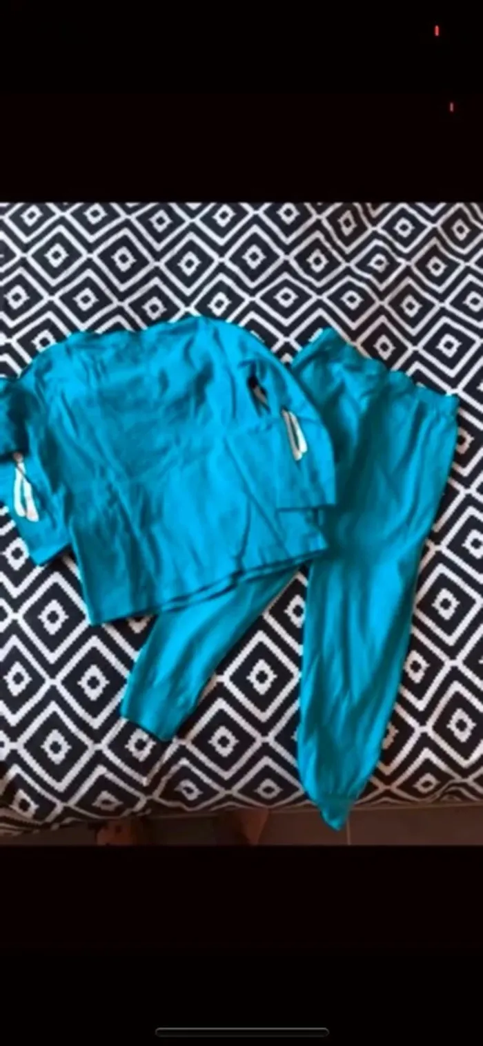 Pyjama squelette phosphorescent taille 4 ans - photo numéro 5