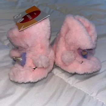 Chausson Licorne Isotoner