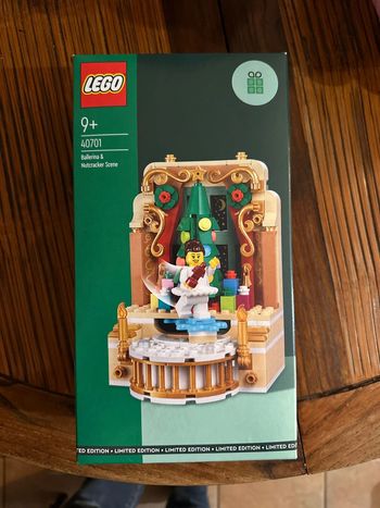 Set Lego Ballerine et Cassenoisette 40701 set Scellé