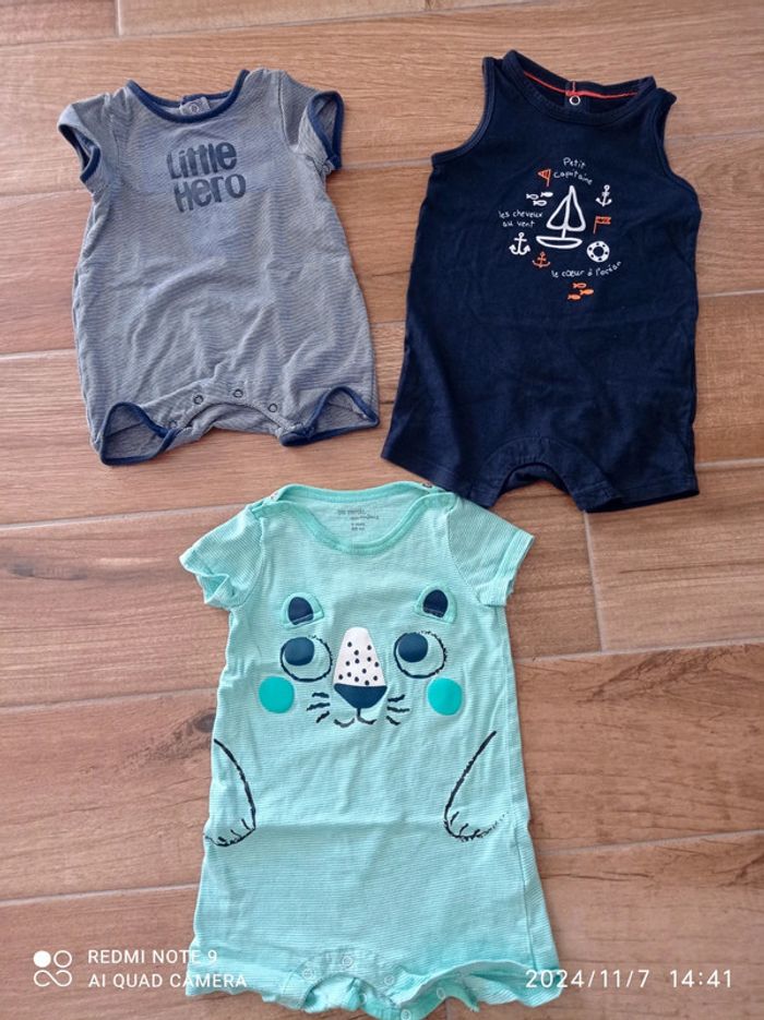 Lot 3 barboteuses combishorts 6 mois