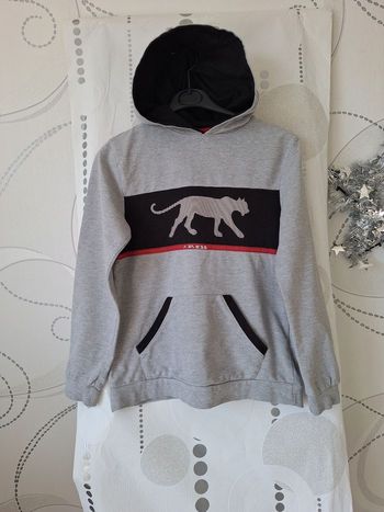 Sweat 10 ans Airness. 