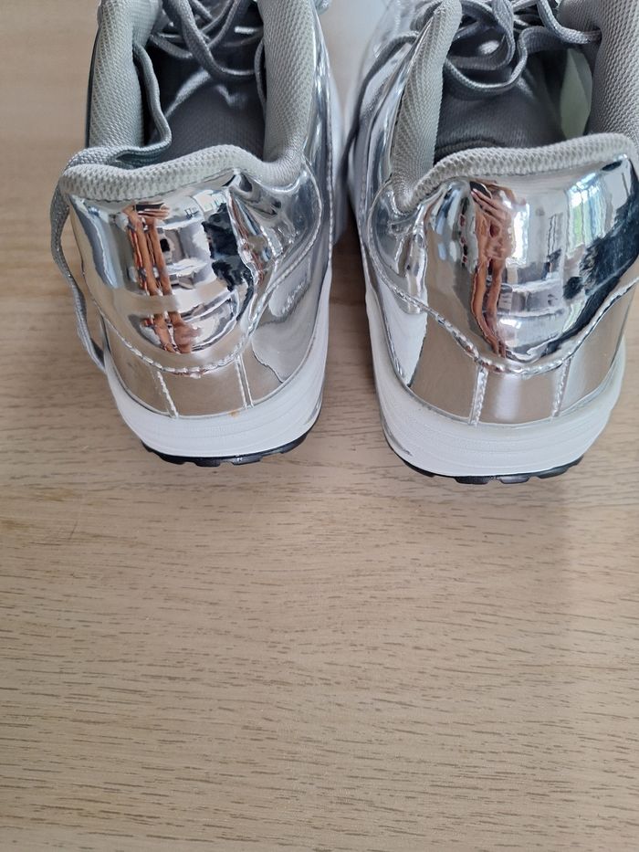 Baskets neuves gris argenté taille 41 - photo numéro 2