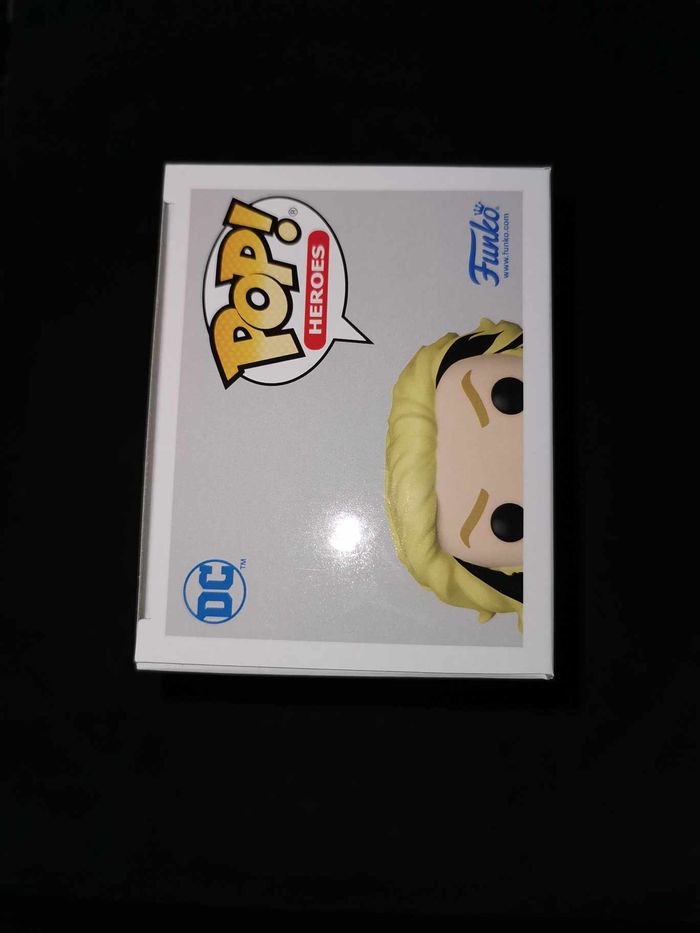 Figurine Funko Pop / Aquaman N°464 / Dc Comics / Funko Spécial édition - photo numéro 5