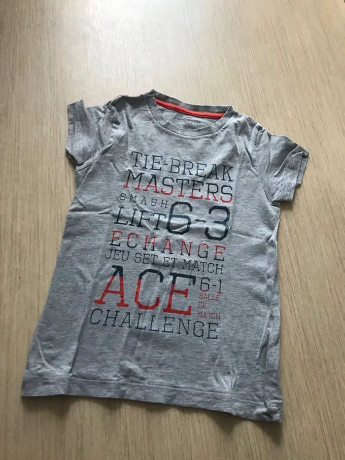 T-shirt Monoprix kids 5 ans