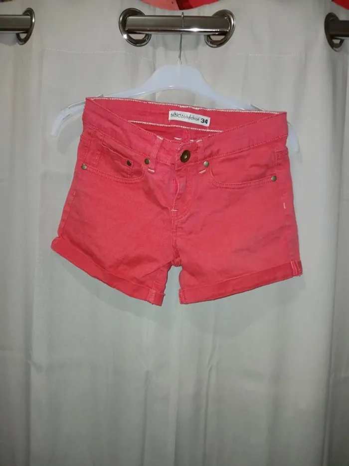 🩷 Short taille 34. - photo numéro 2
