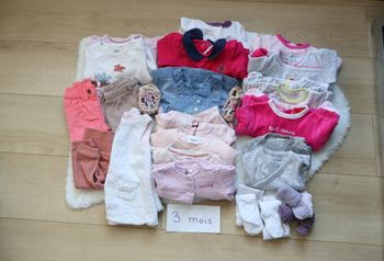 Lot vêtements fille 3 mois
