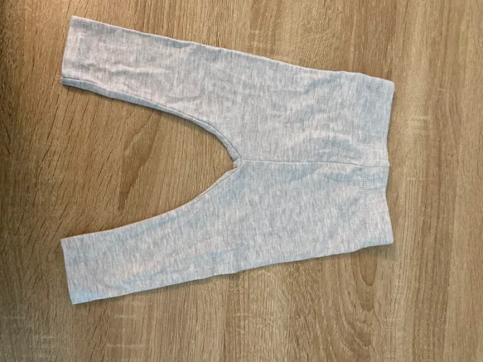 Lot de 3 pantalons taille 6 mois - photo numéro 6