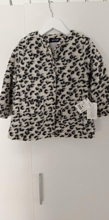 Manteau bébé fille neuf 3  ans