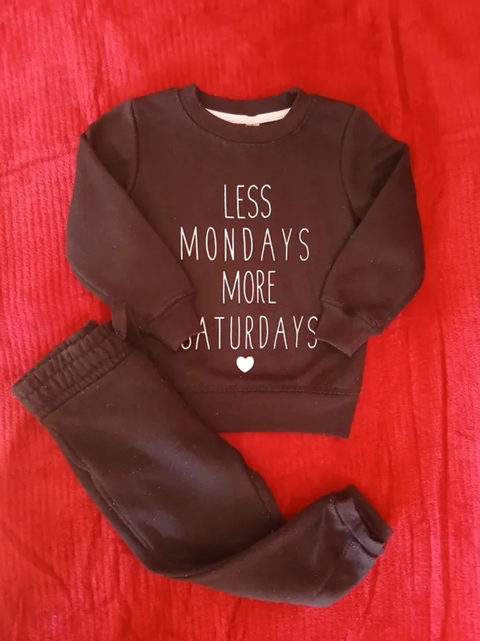 Ensemble jogging fille 2-3 ans - photo numéro 2