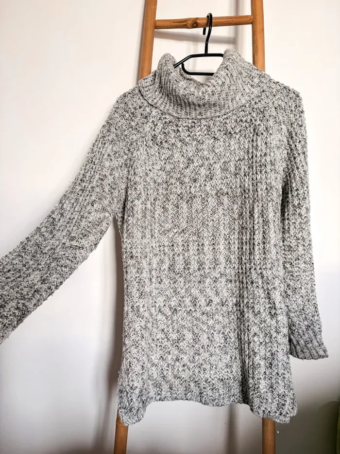 Lot 4 pulls S/M - photo numéro 2