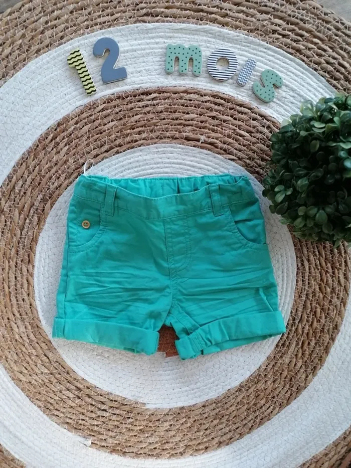 Short menthe - C&A - Taille 80