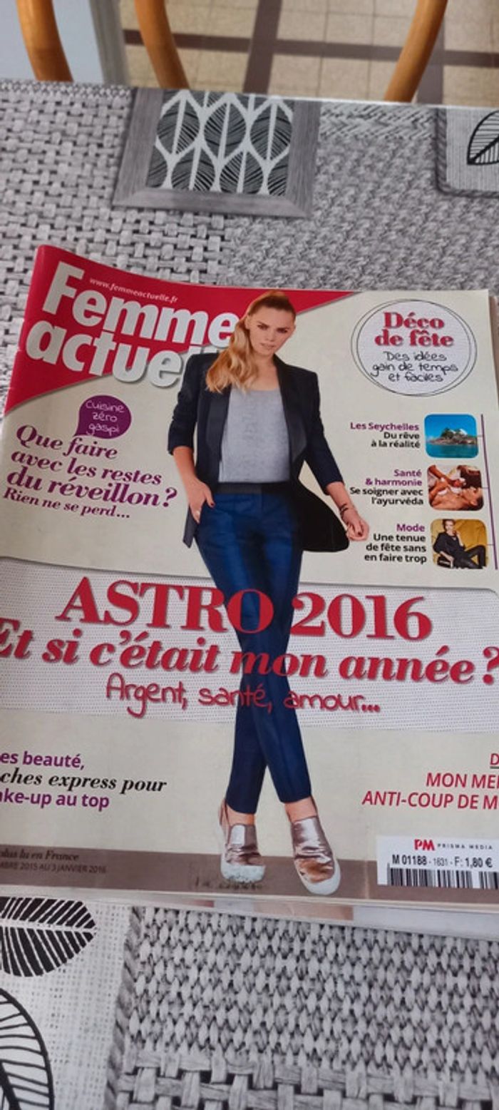 Magazines Femme actuelle année 2015 - photo numéro 2