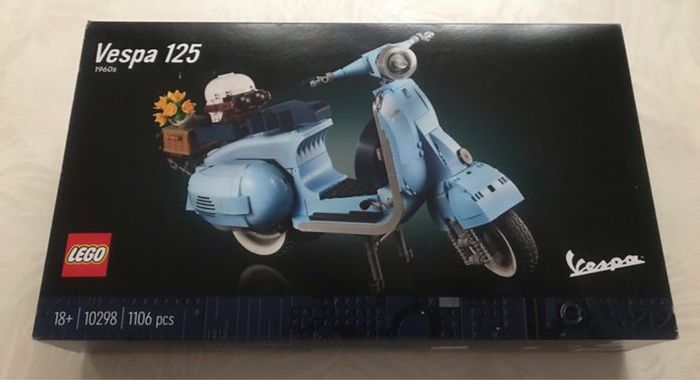 Lego Vespa 10298