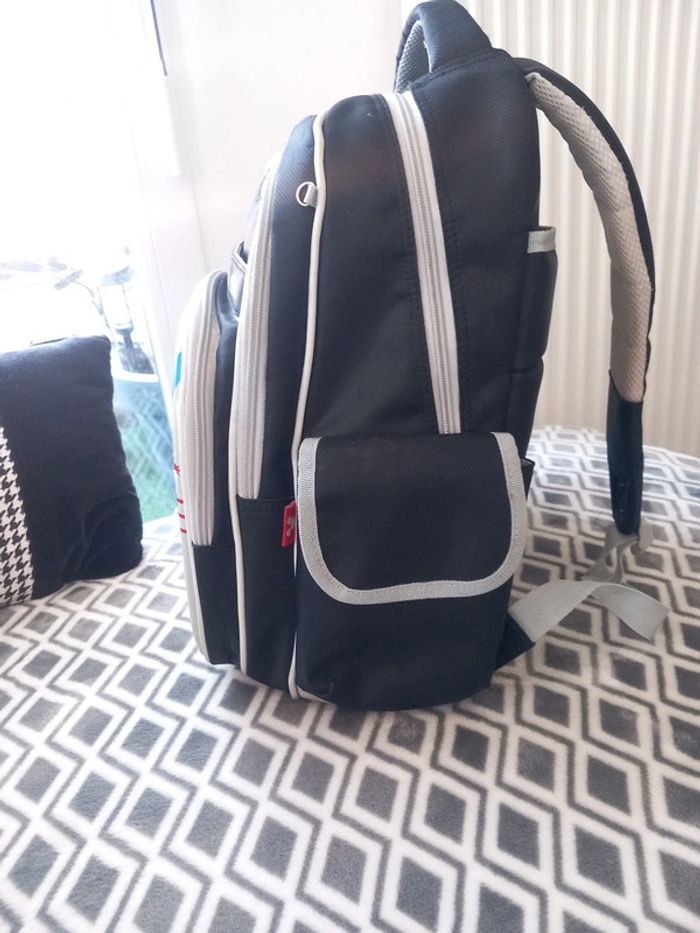 Sac  a dos mickey - photo numéro 4