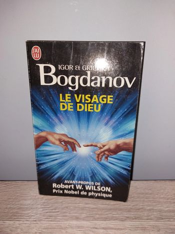 Livre de poche le visage de dieu