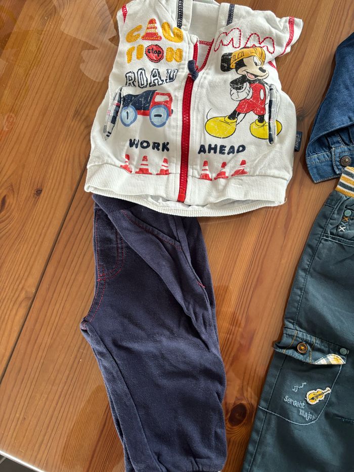 Lot 12 mois - photo numéro 2