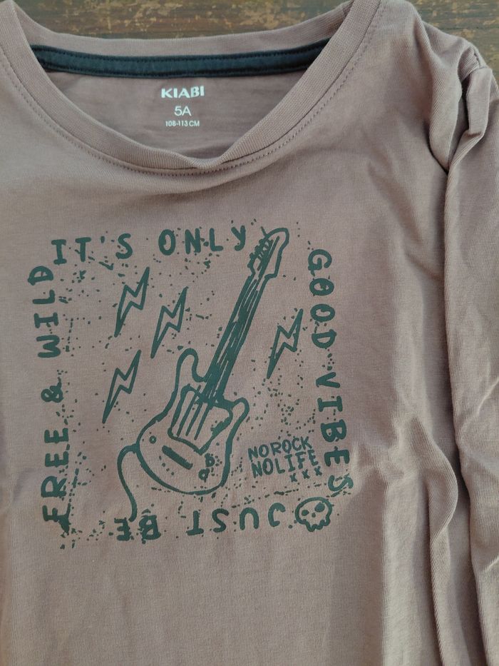 Lot vêtements garçon 5 ans - photo numéro 8