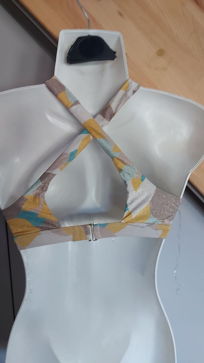 Haut de bikini - photo numéro 2