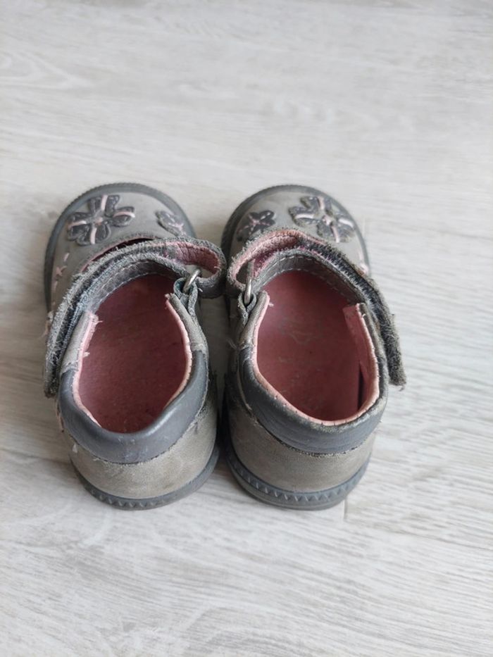 Chaussures - photo numéro 3