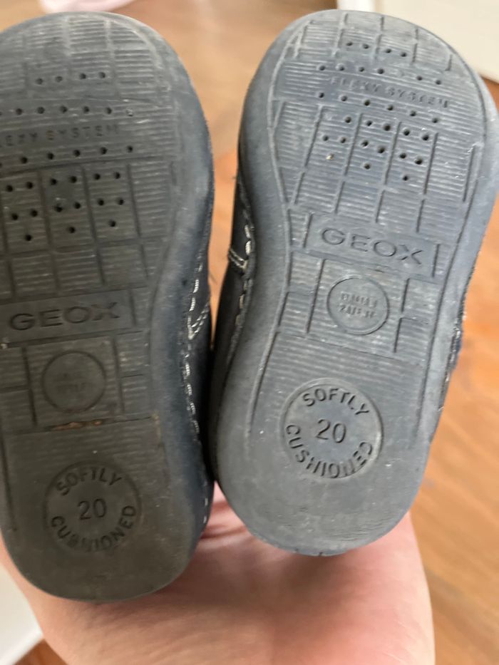 Chaussures taille 20 Geox - photo numéro 5