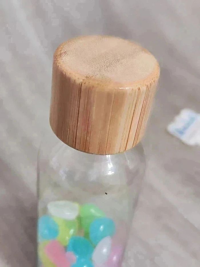 Bouteille sensorielle lumineuse Snoezelen retour au calme galets - photo numéro 8