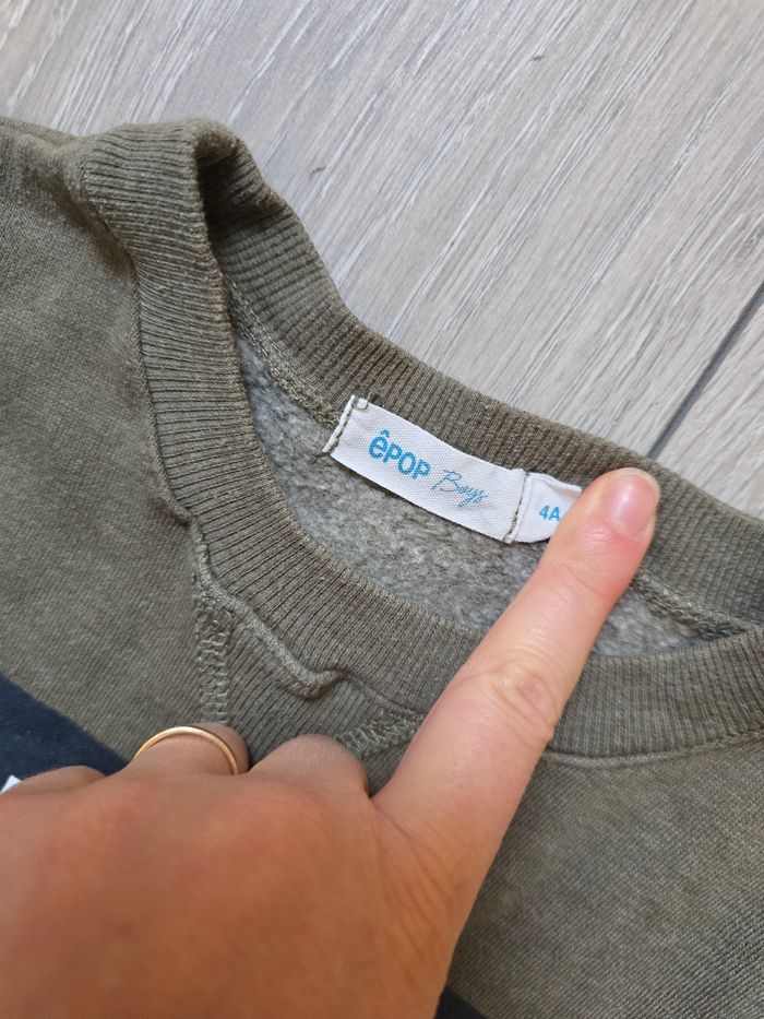 Sweat 4ans - photo numéro 3