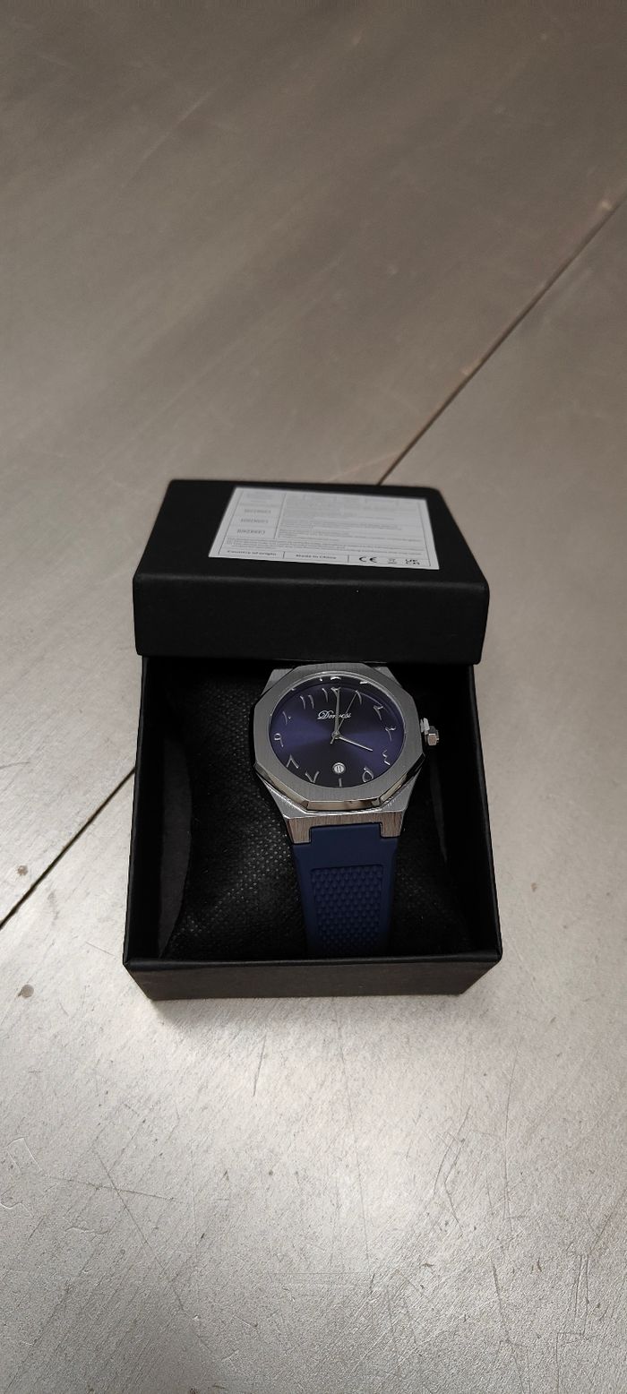 Montre à chiffre arabe - photo numéro 2