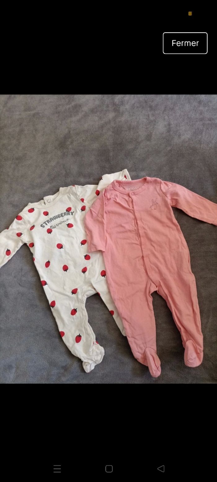 4 pyjamas léger 6 mois - photo numéro 3