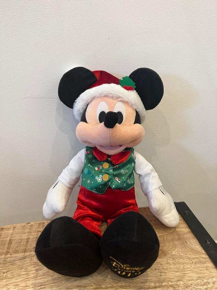 Mickey Noël Disneystore 2019  Parfait état  Collection 39e