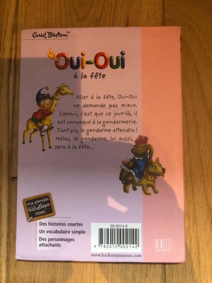 Bibliothèque rose - oui oui à la fête - photo numéro 2