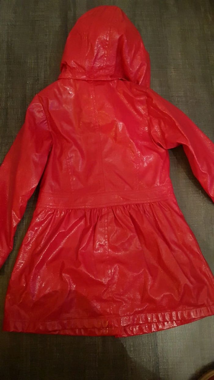 Imper rouge 6ans - photo numéro 5