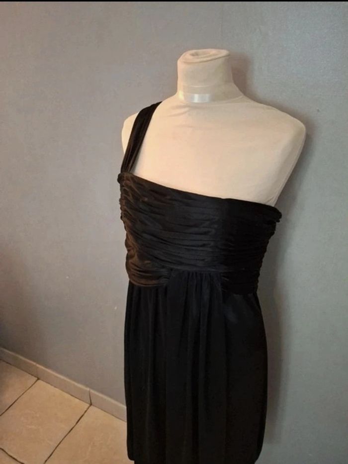 Robe épaule dénudé 🤩 - photo numéro 3