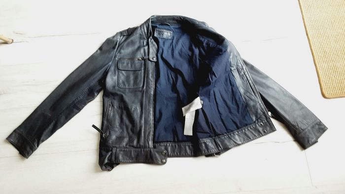 Vêtement femme veste blouson en cuir bleu gris Kookaï taille 38 - photo numéro 2