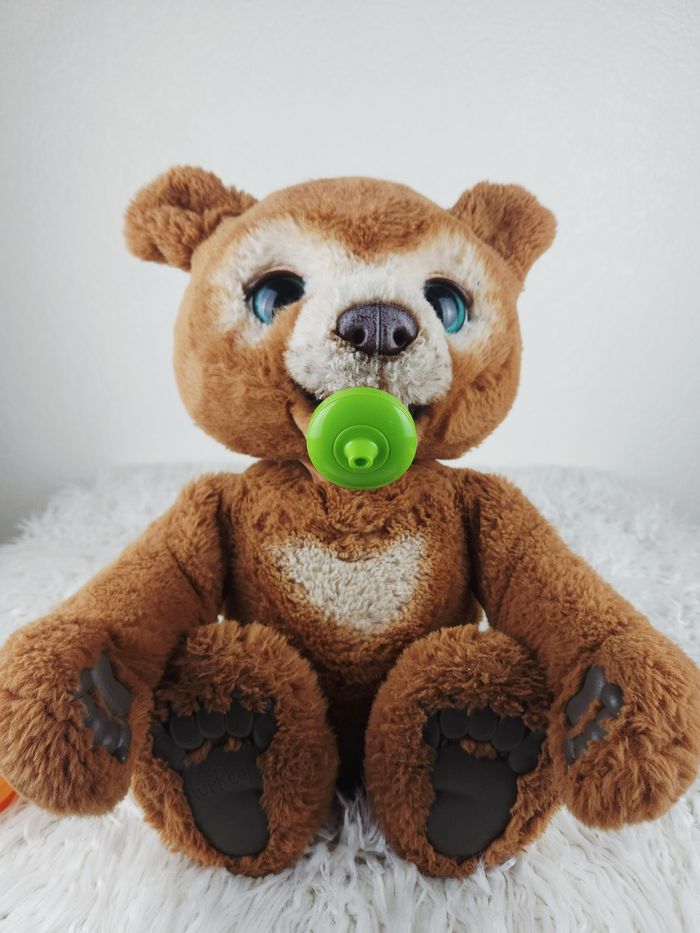 Peluche interactive Cubby l ours curieux marque Furreal 🎅 - photo numéro 7